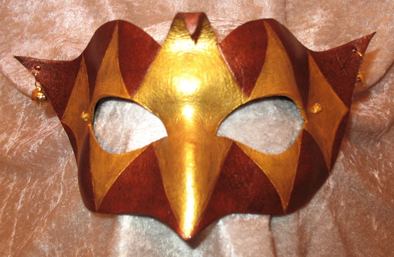 Copper & gold Demure Jester mask.
